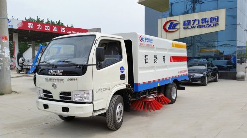 不上牌东风福瑞卡扫路车