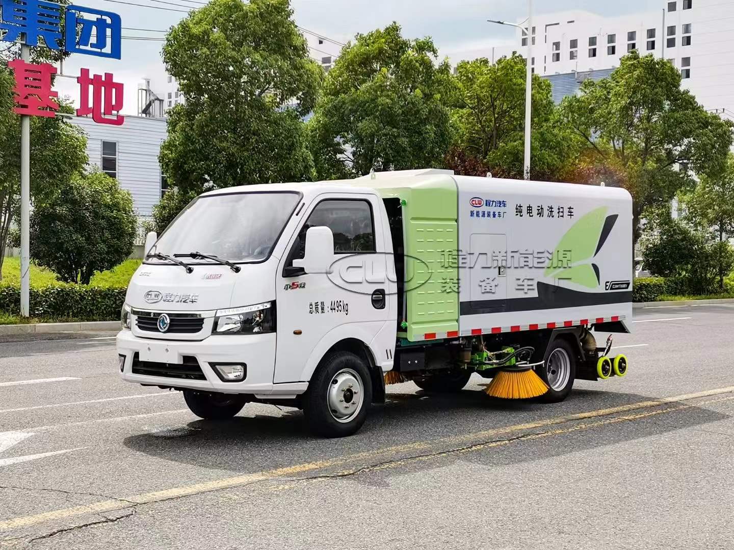 东风途逸纯电动洗扫车